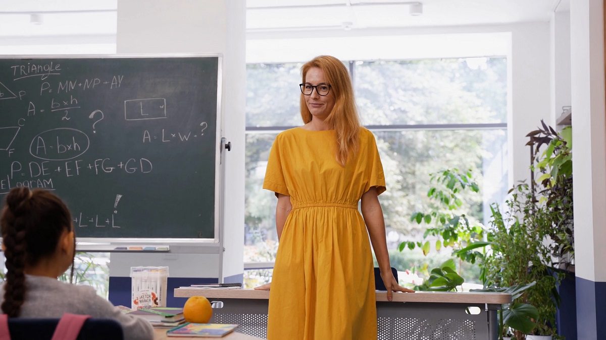 8 Best Countries to Teach in 2025 - Salaries, Benefits, and ...